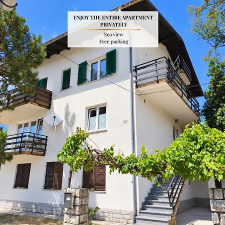Apartman Tomsic *